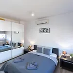 Gems Of - Onyx Apartament