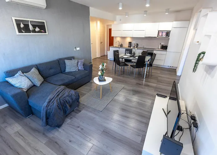 Gems Of - Onyx Appartement